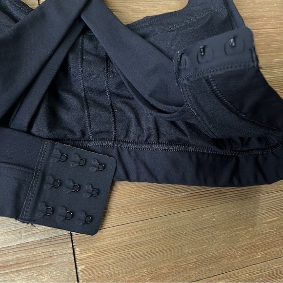 Lululemon Stash It All Bra - Picture 9 of 10